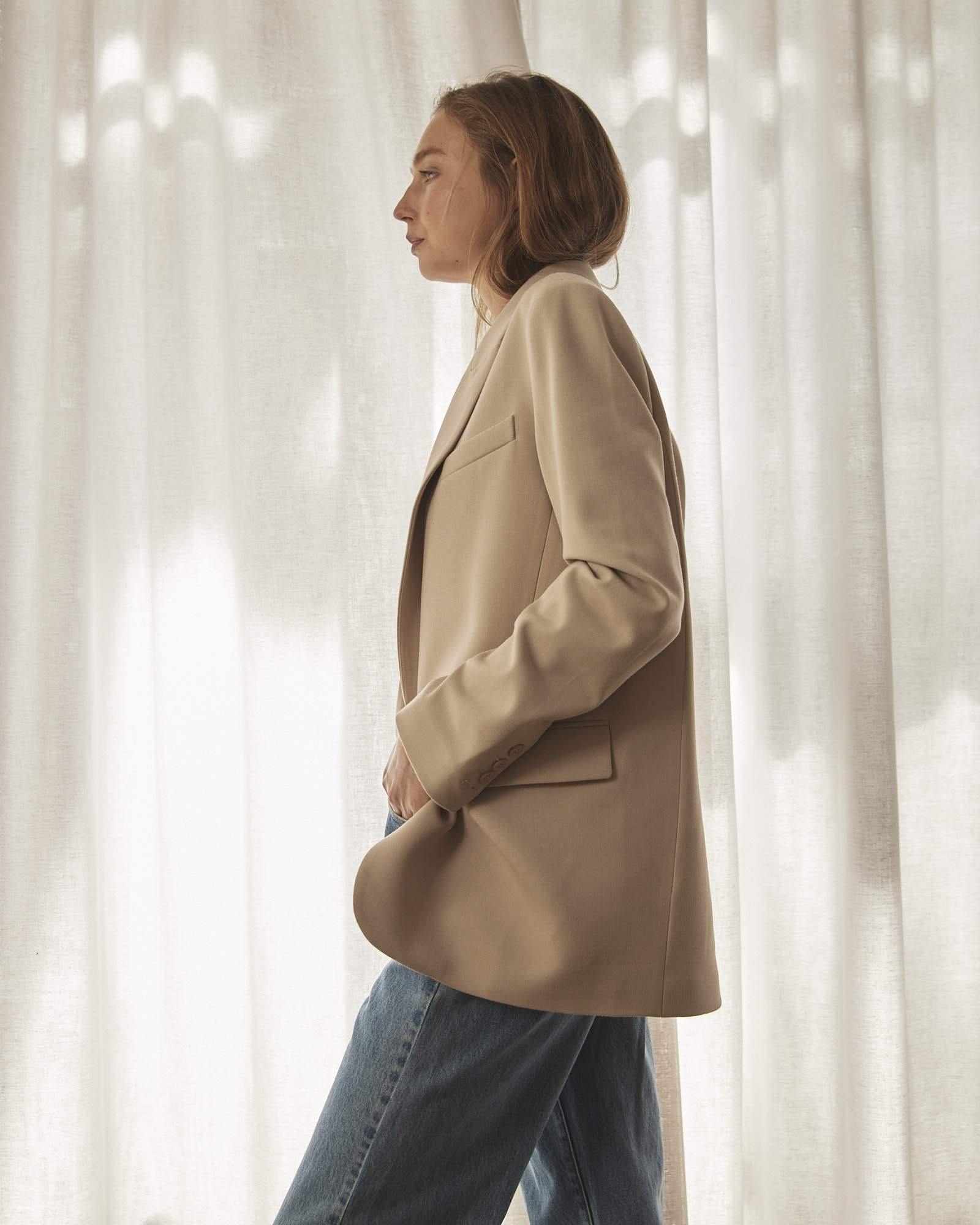 Manhattan beige oversized blazer