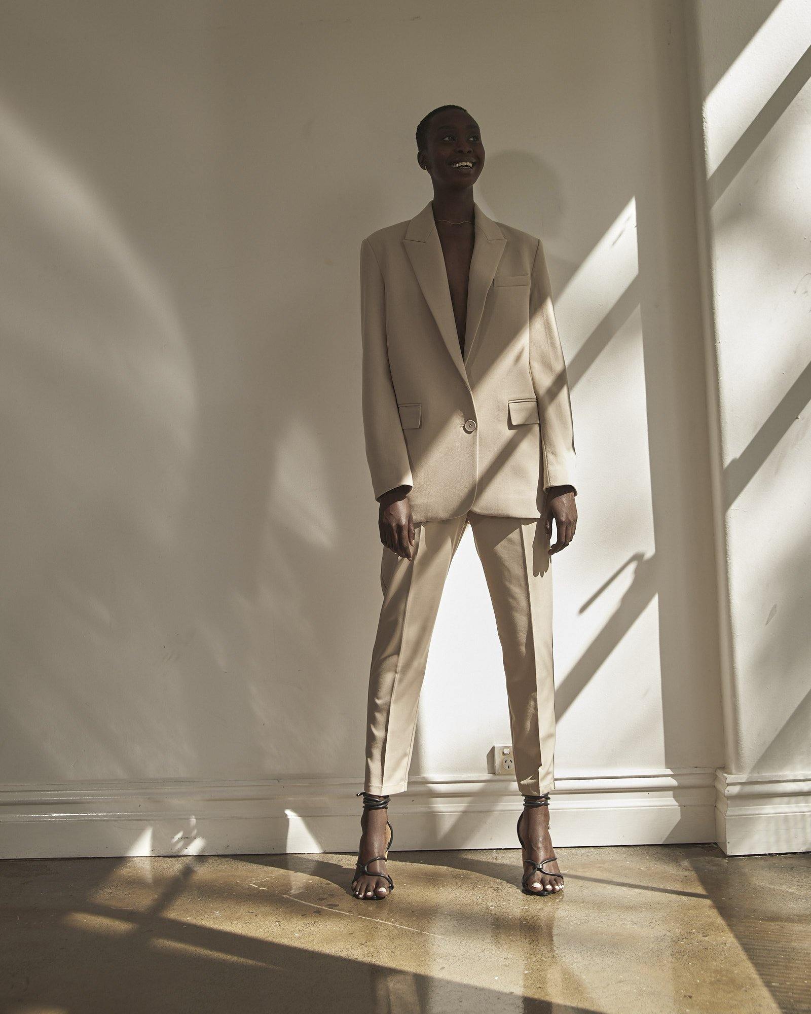 Manhattan beige oversized blazer